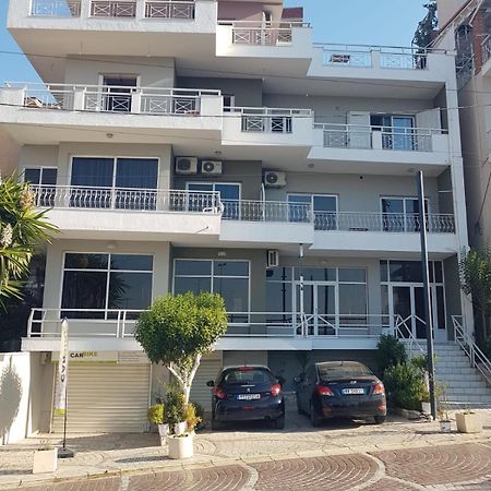 Olivias Apartments City Center Sarande Ngoại thất bức ảnh