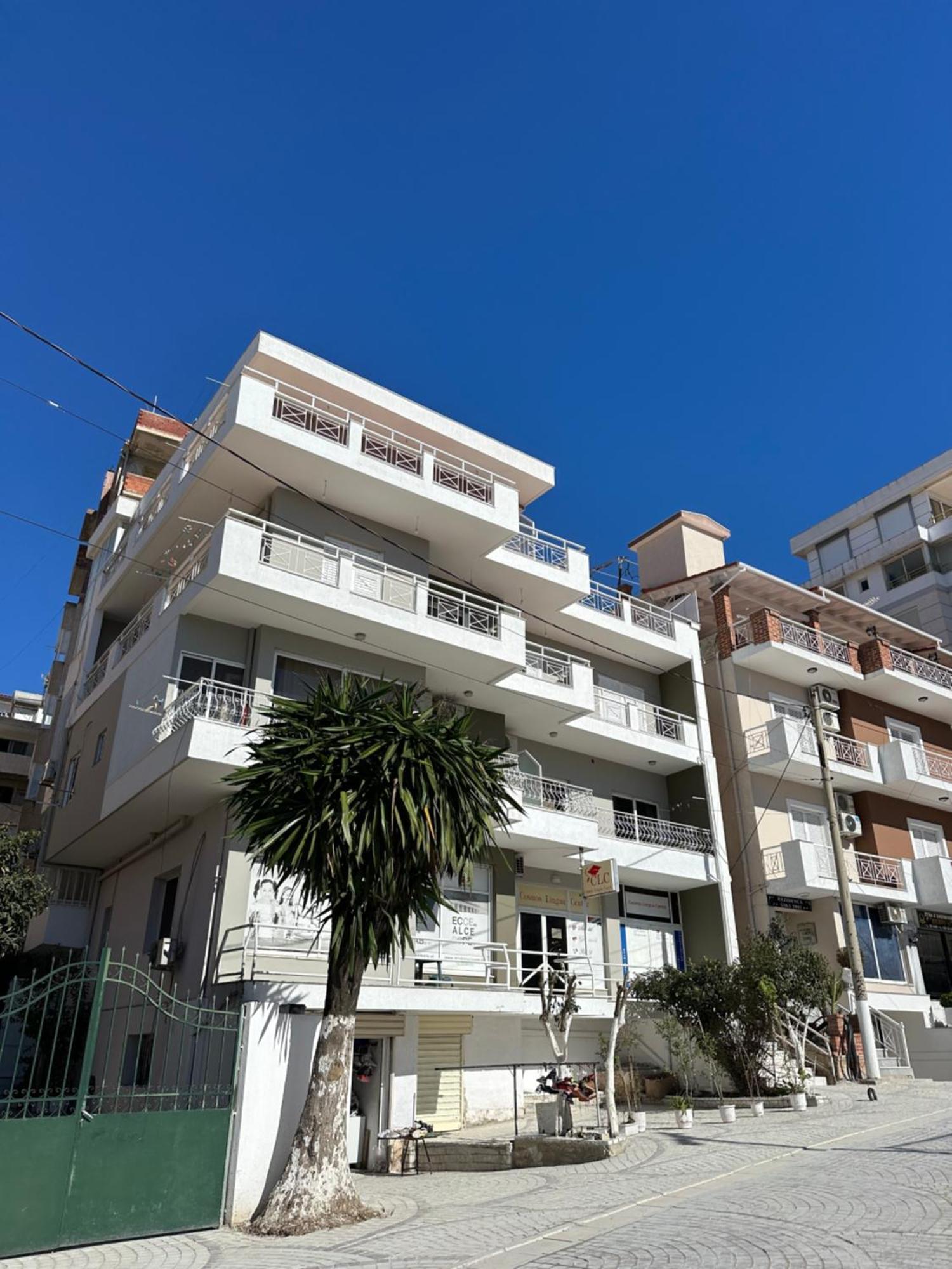 Olivias Apartments City Center Sarande Ngoại thất bức ảnh