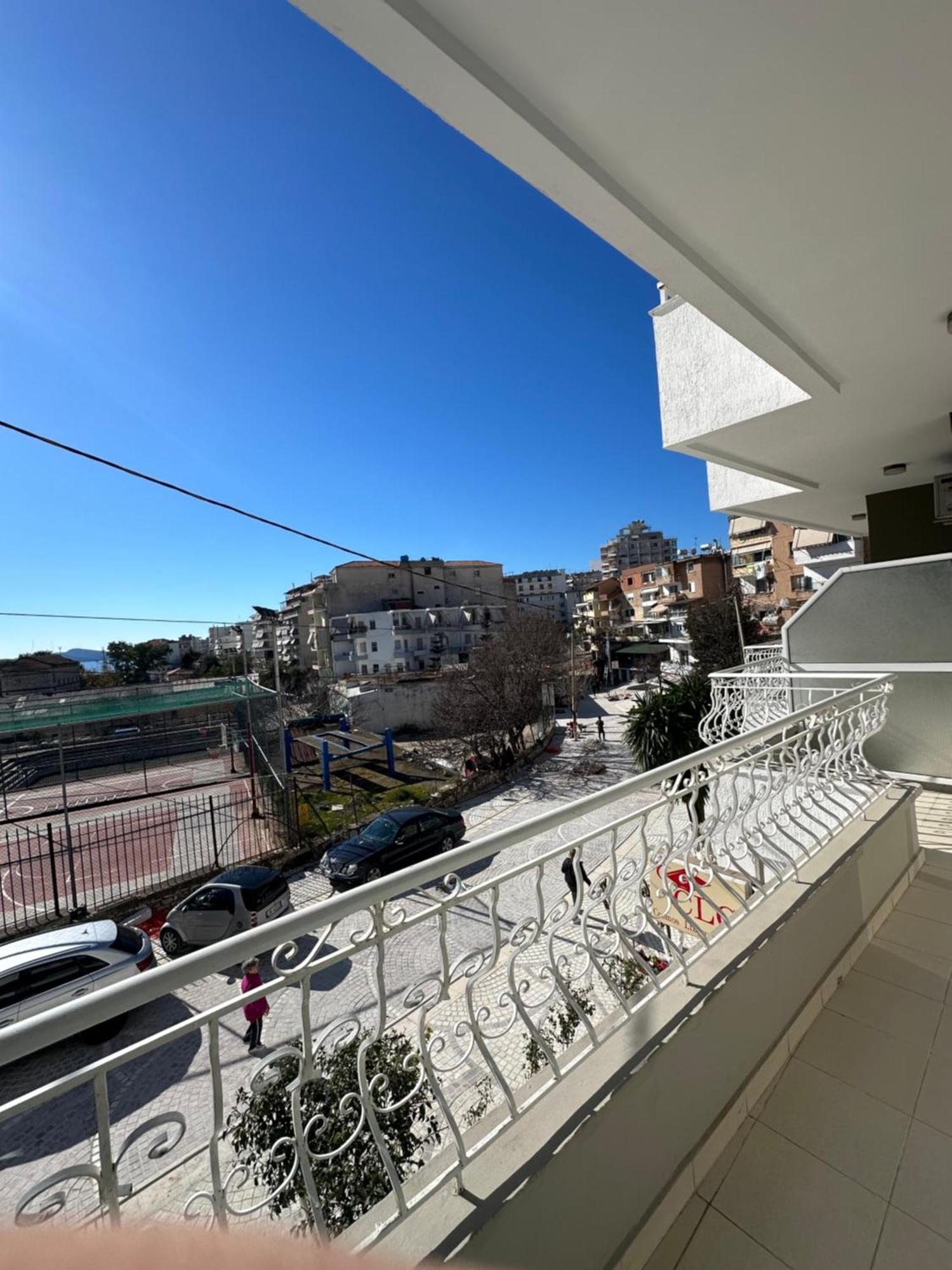 Olivias Apartments City Center Sarande Ngoại thất bức ảnh