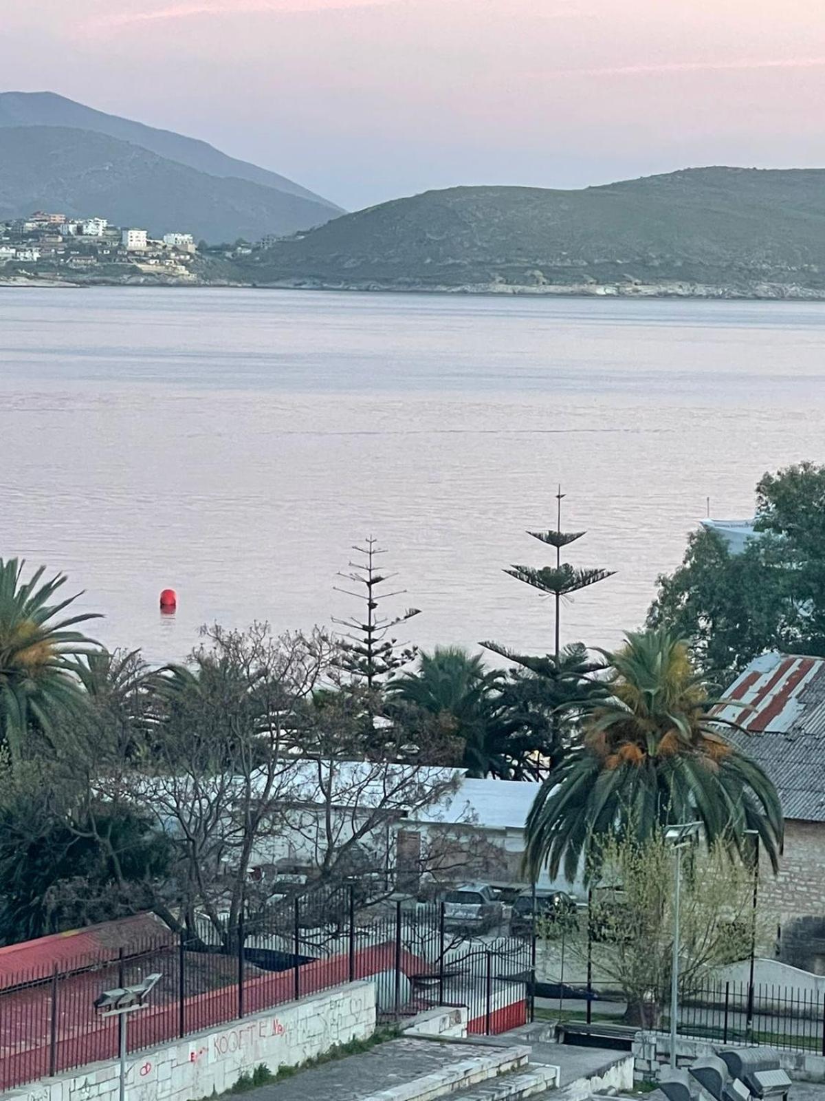 Olivias Apartments City Center Sarande Ngoại thất bức ảnh