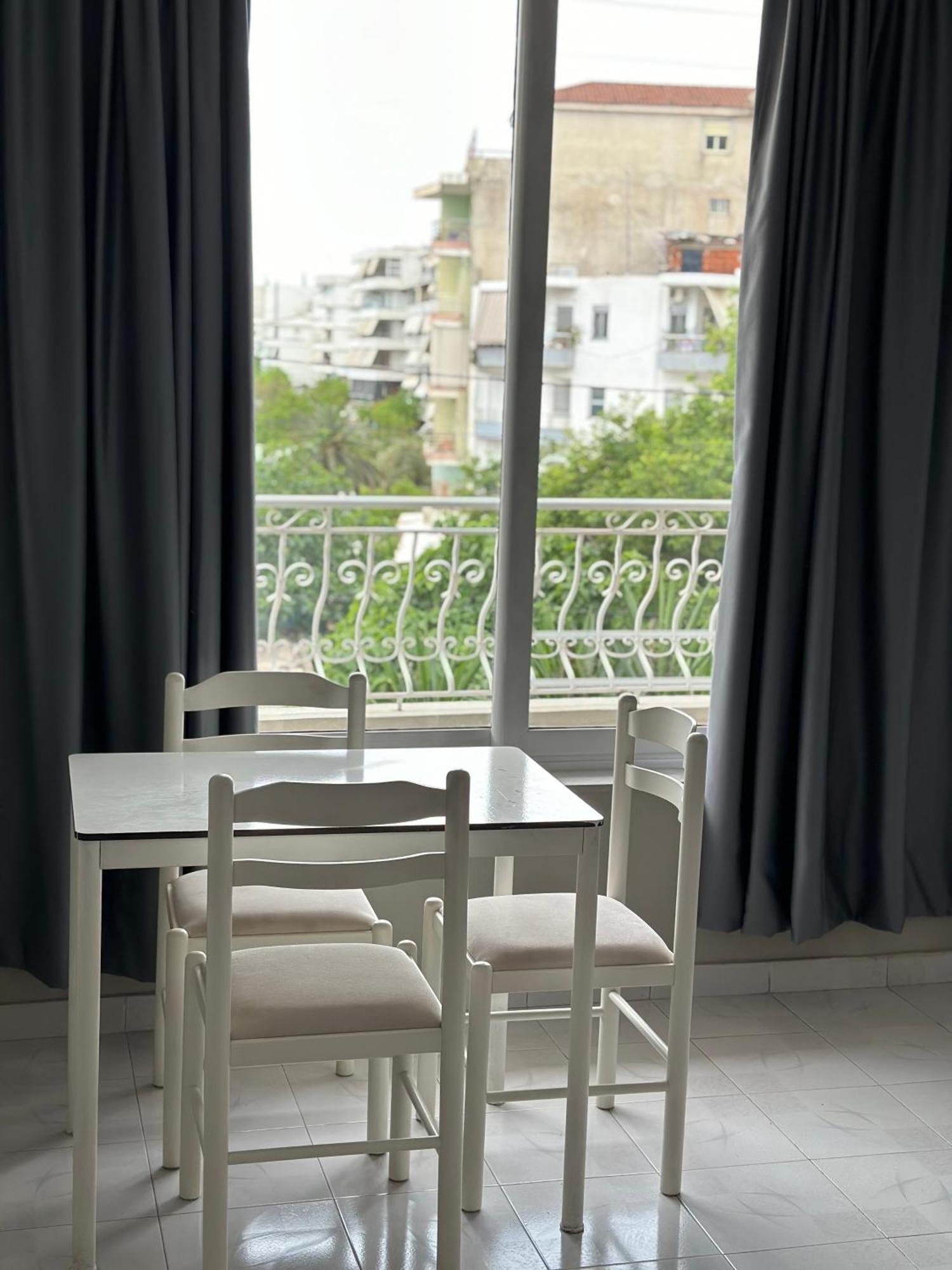Olivias Apartments City Center Sarande Ngoại thất bức ảnh