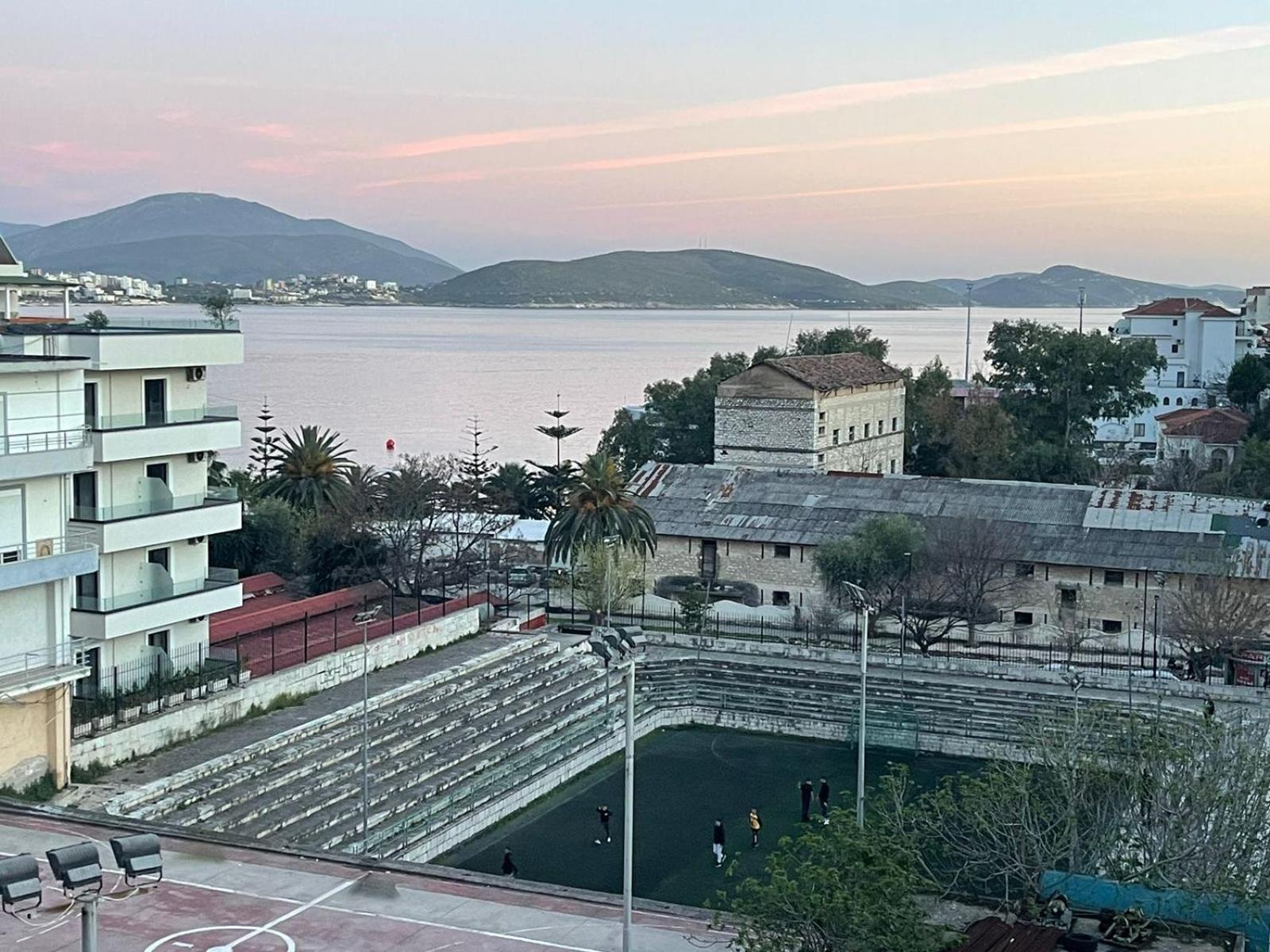 Olivias Apartments City Center Sarande Ngoại thất bức ảnh