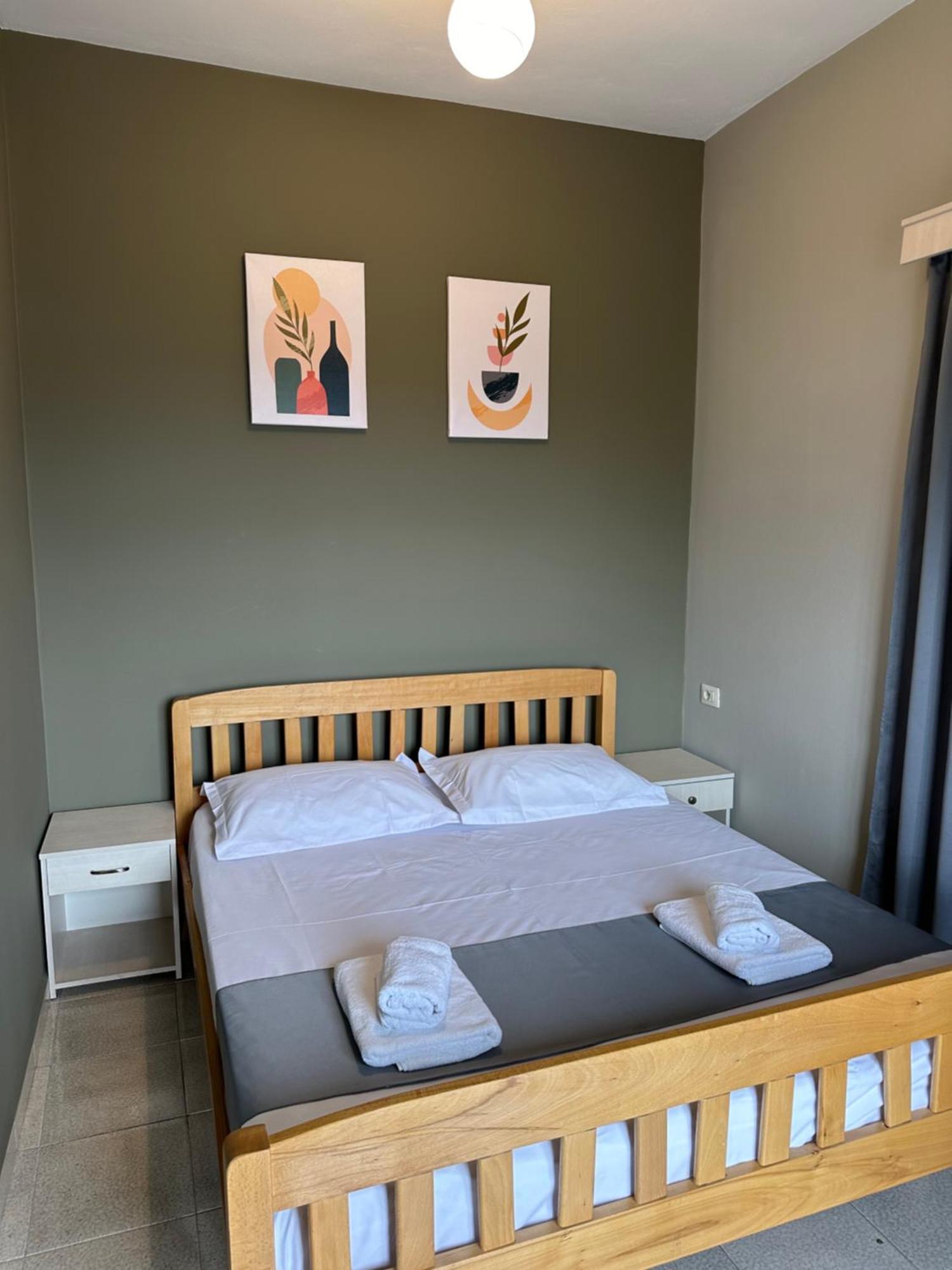Olivias Apartments City Center Sarande Ngoại thất bức ảnh