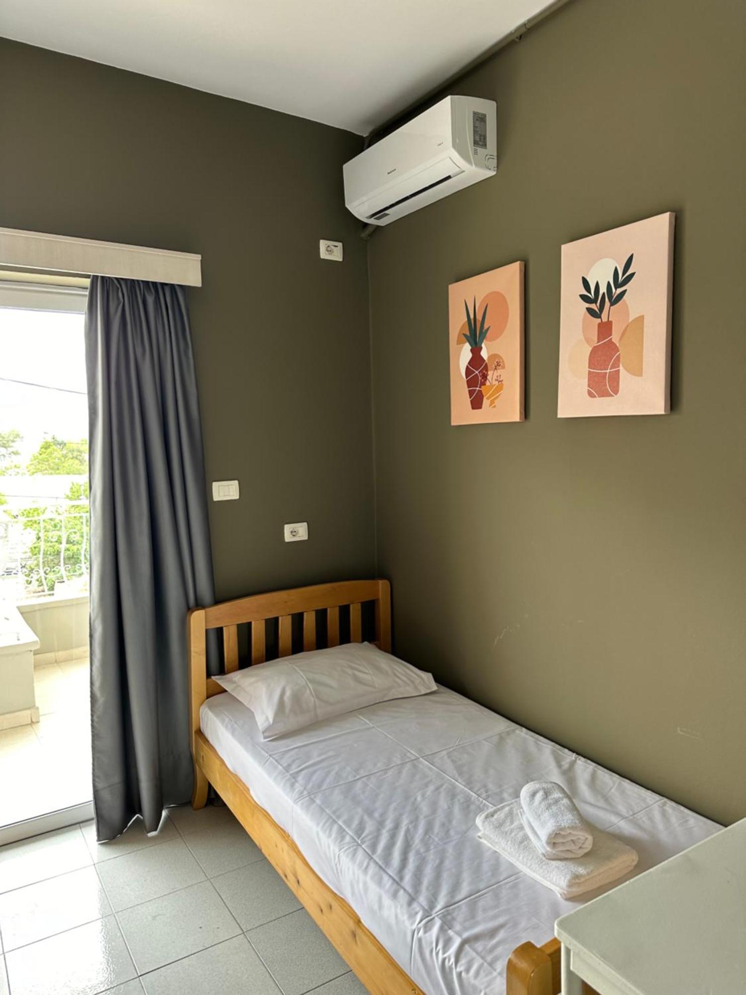 Olivias Apartments City Center Sarande Ngoại thất bức ảnh