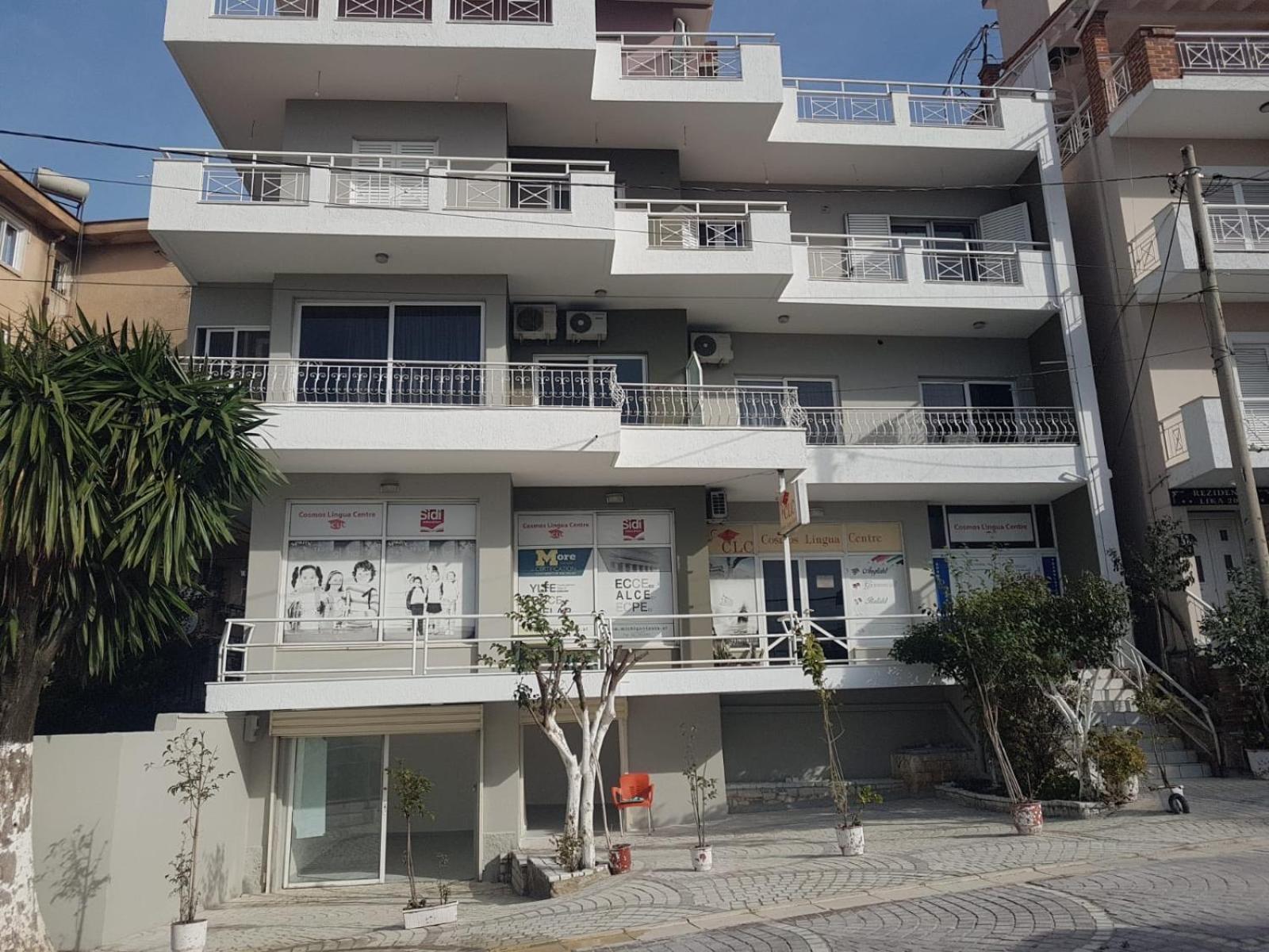 Olivias Apartments City Center Sarande Ngoại thất bức ảnh